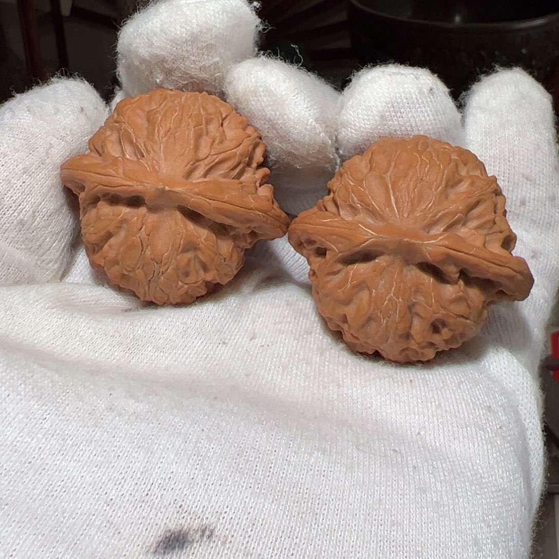 E***e文玩核桃吊坠内丘小帽