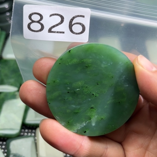 和田玉未镶嵌珠宝半成品