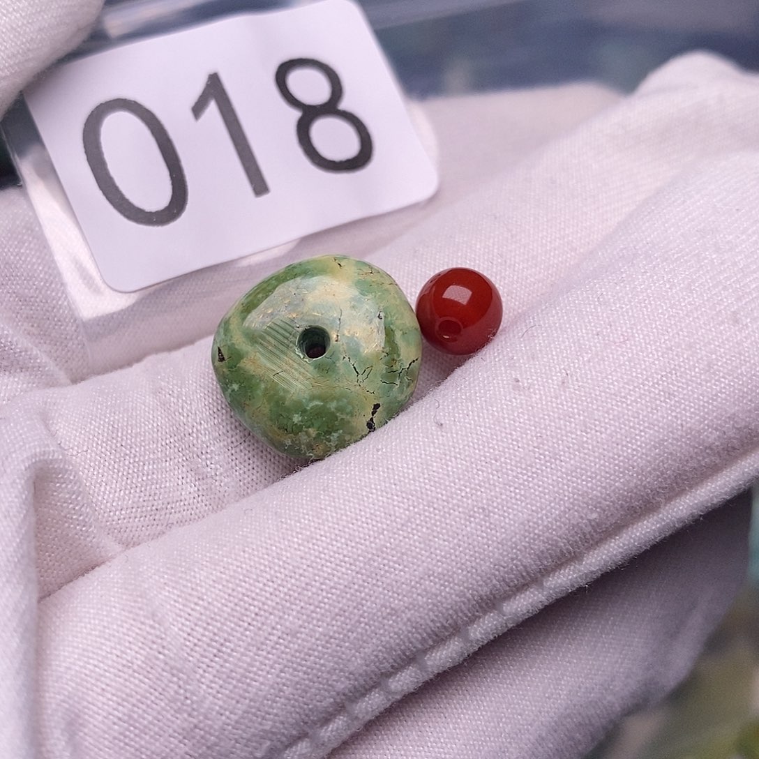 南红玛瑙未镶嵌珠宝半成品