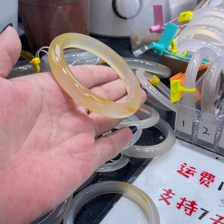 玛瑙/玉髓未镶嵌手镯