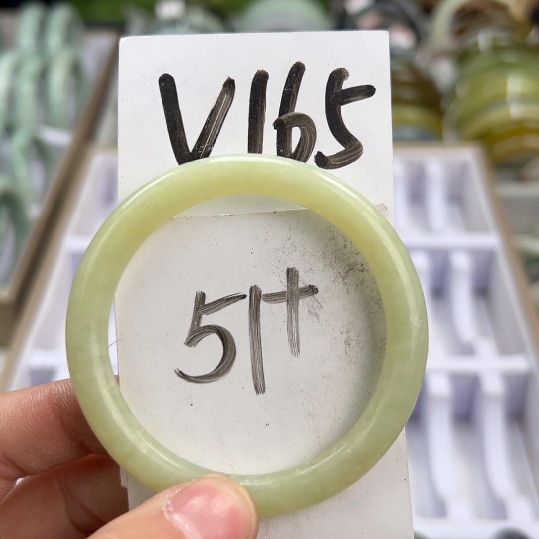 岫玉手镯未镶嵌天然岫玉微瑕