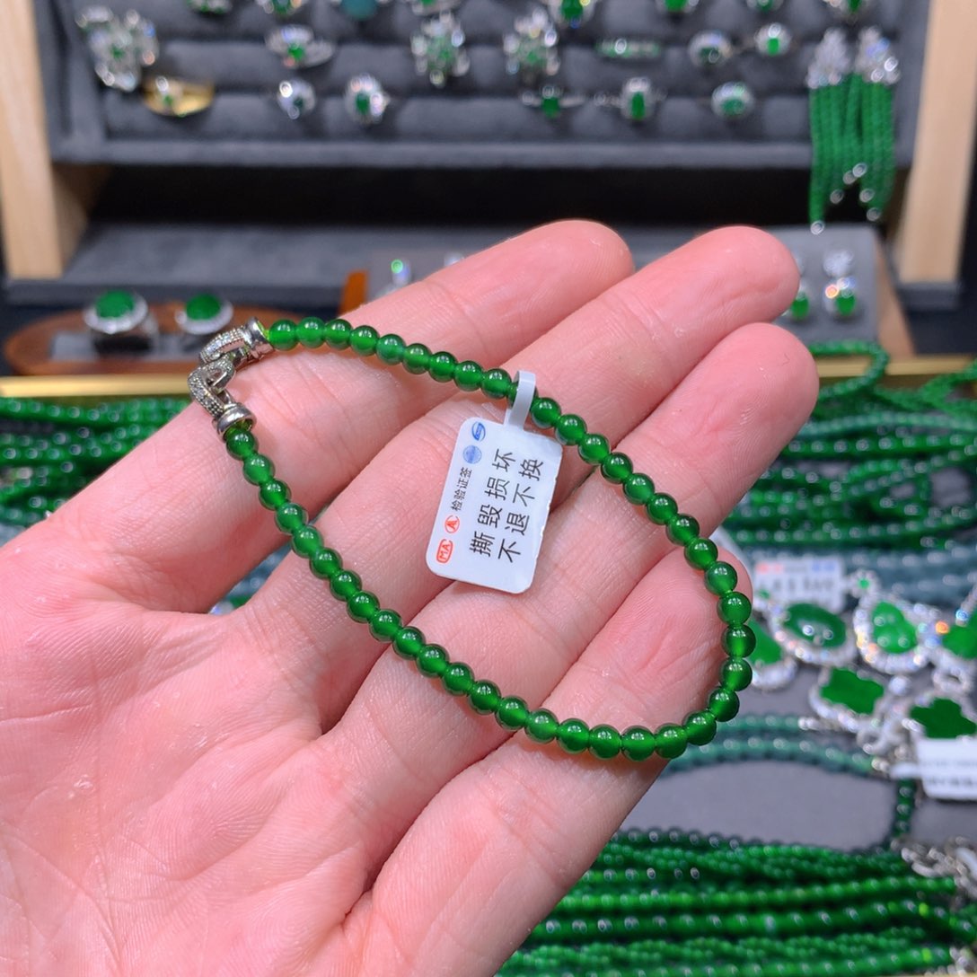 翡翠手链未镶嵌天然