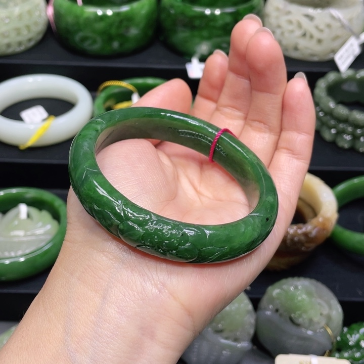 和田玉手镯58圈口 编号95未镶嵌