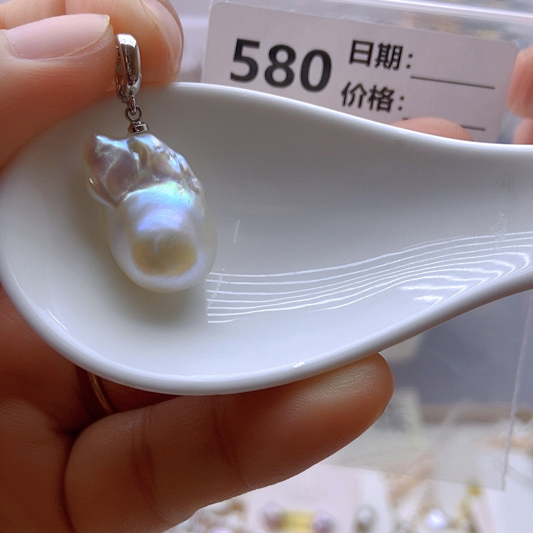 淡水珍珠未镶嵌颈饰