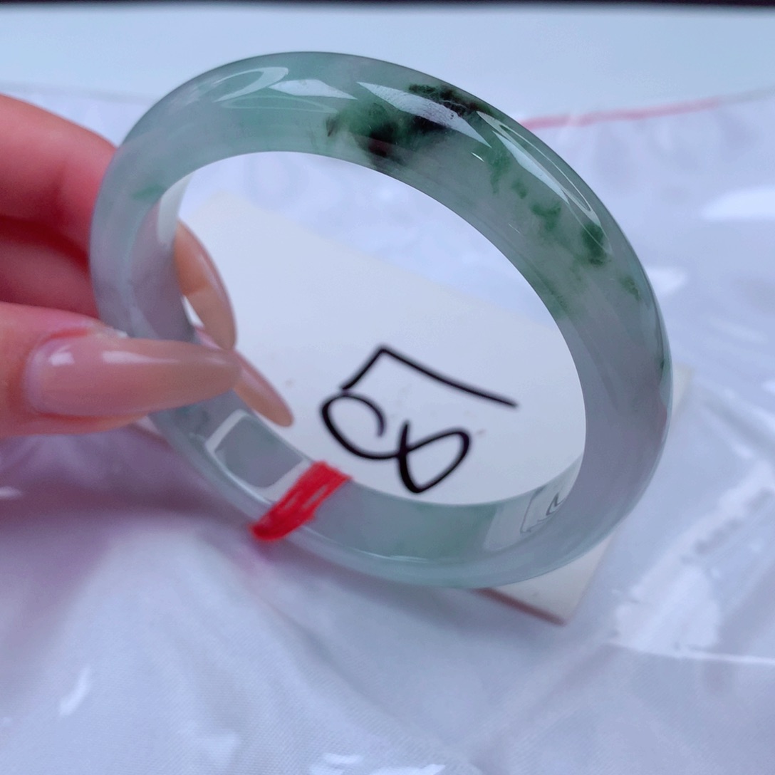 翡翠手镯未镶嵌翡翠55