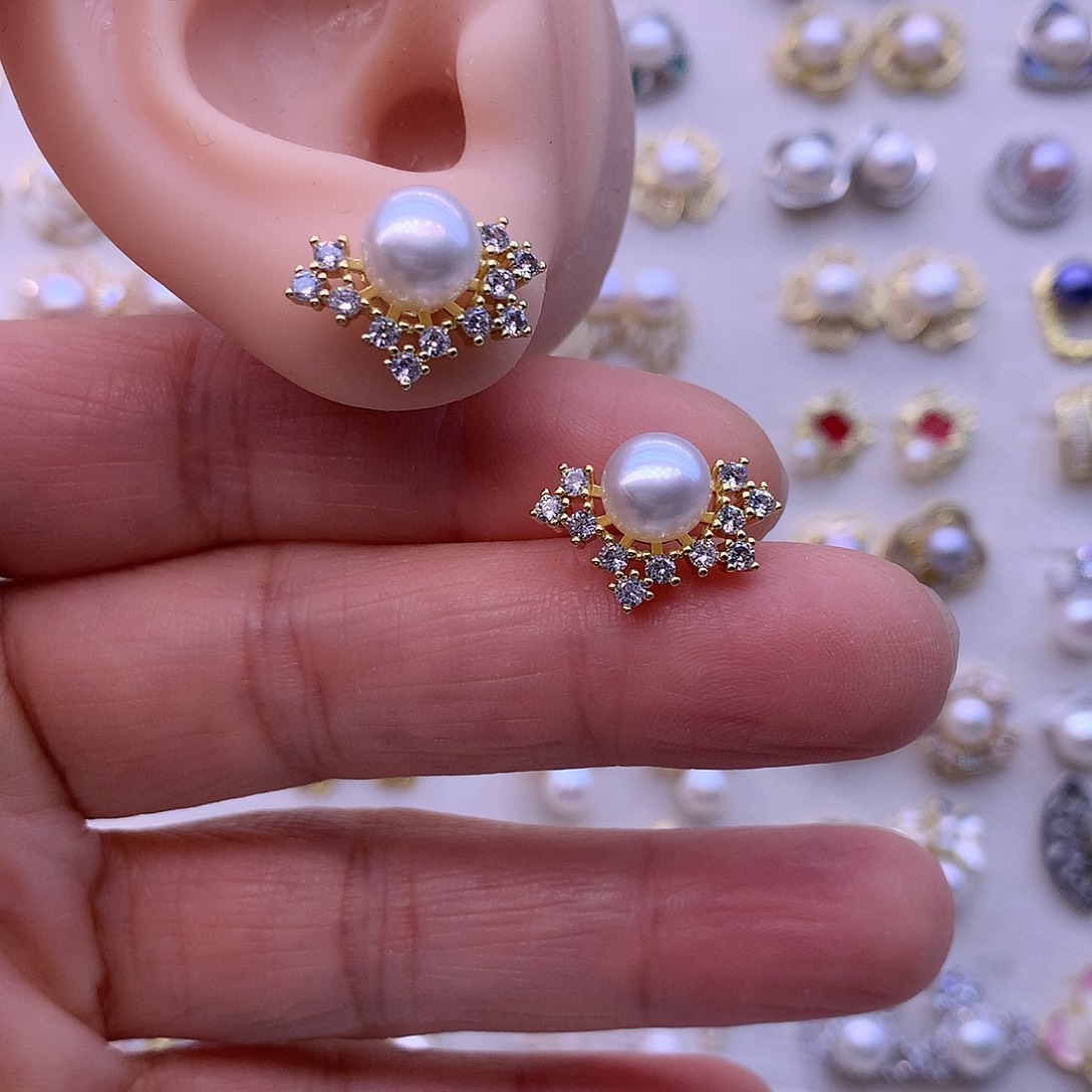 淡水珍珠耳饰合金