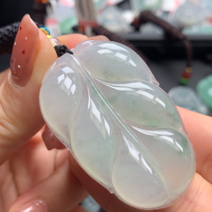 翡翠颈饰未镶嵌翡翠翡翠吊坠