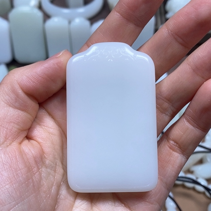 和田玉挂件未镶嵌蓝**奇