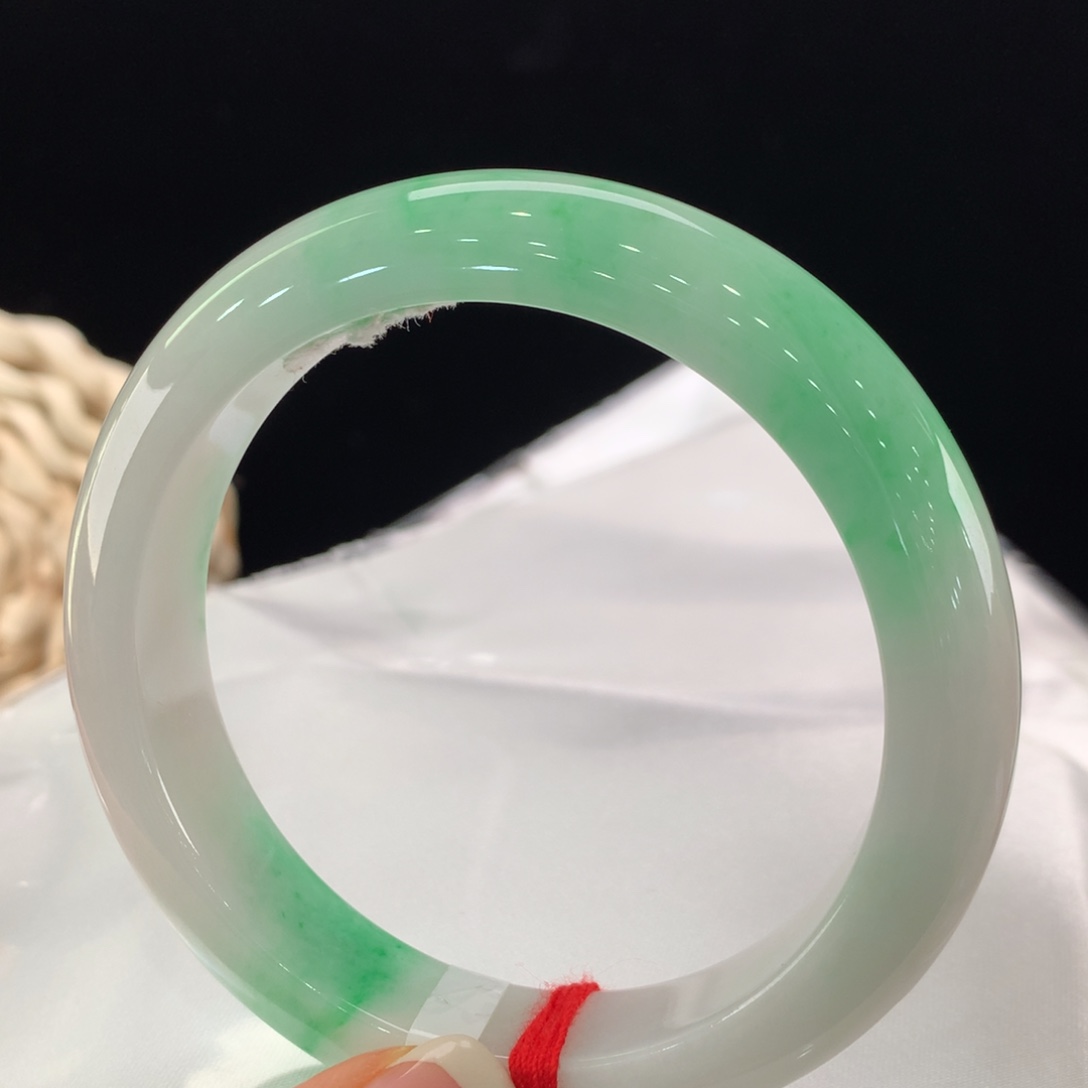 翡翠手镯未镶嵌111-0355