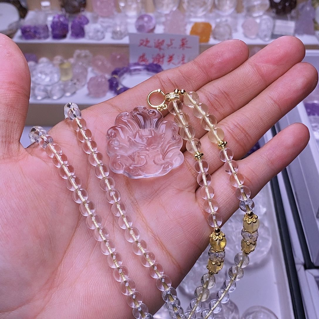 水晶颈饰未镶嵌白水晶九尾狐吊坠 送链子