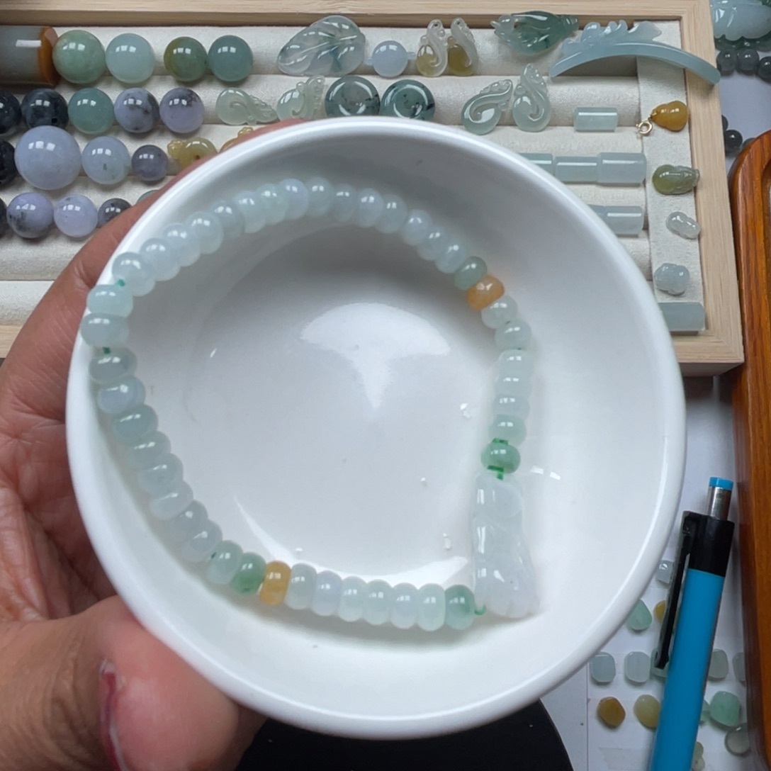 翡翠颈饰未镶嵌66666666