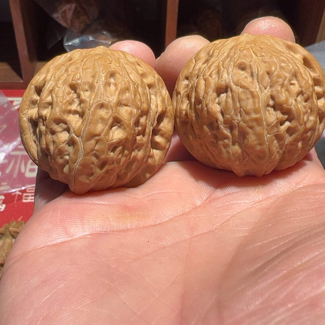 文玩核桃吊坠铁锤