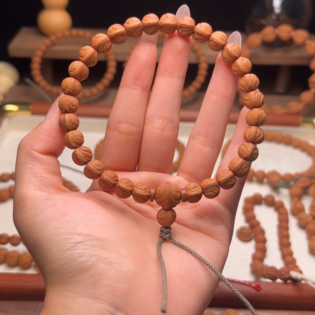 㥀****木质类陕西龙纹桃核8.8