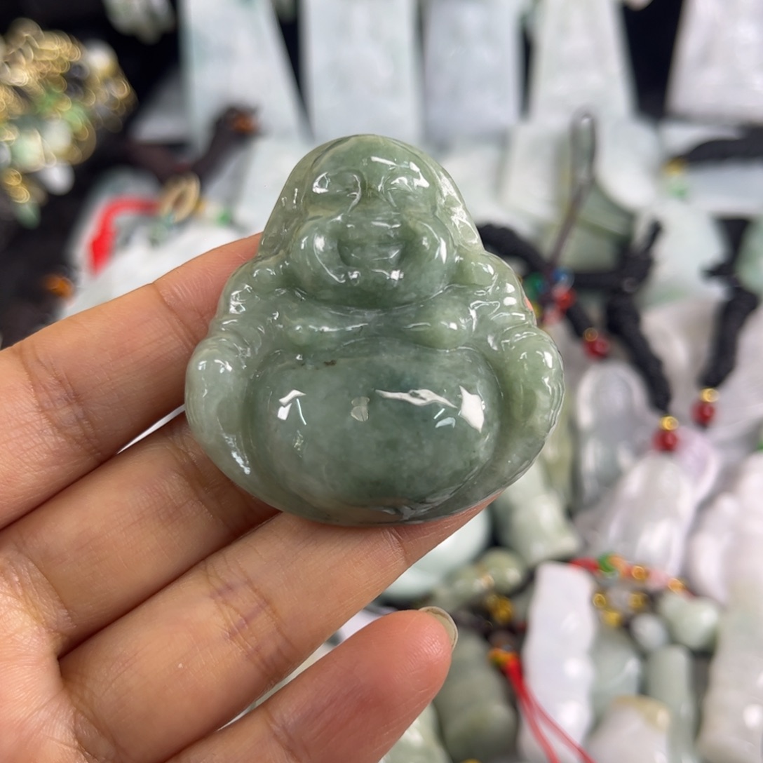 翡翠未镶嵌吊坠(不含链)瑕疵