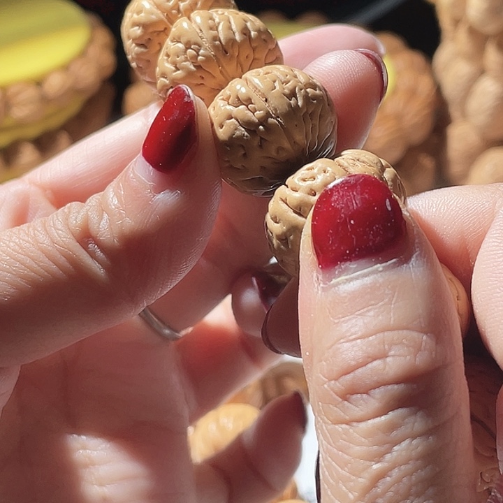 大***豆桃核吊坠桃核手串树王68