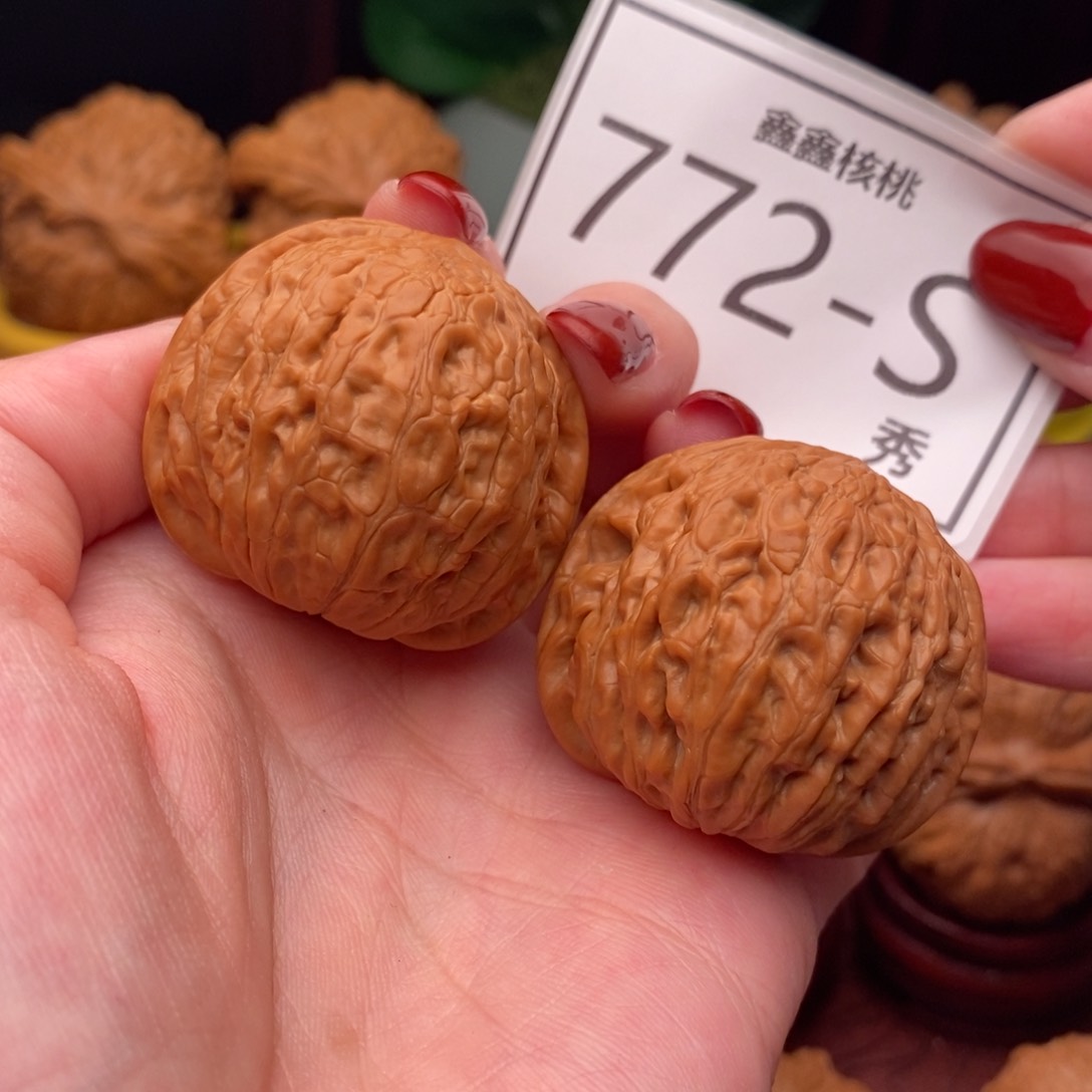 文玩核桃把件铁锤38