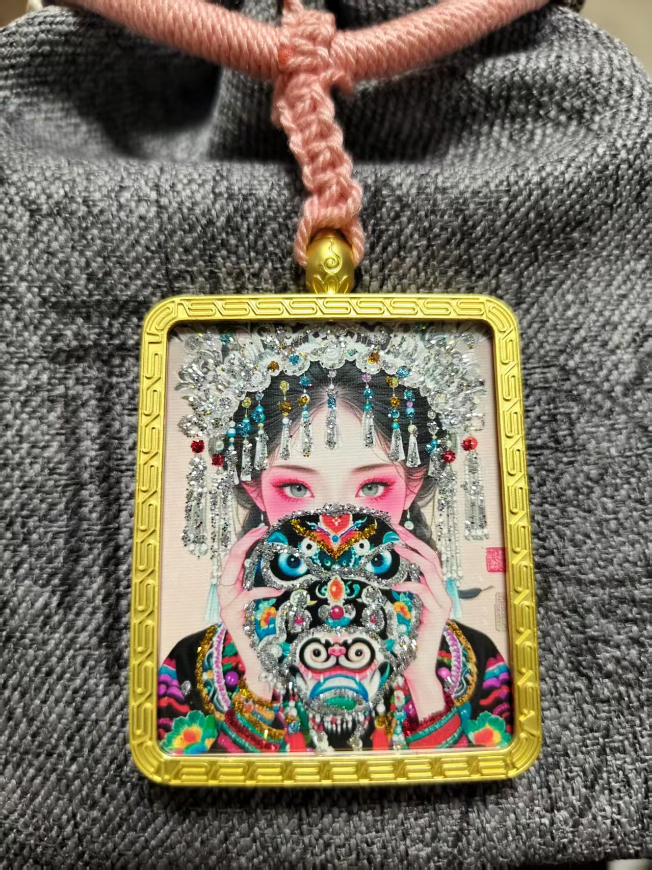 唐卡彩绘手工描金黄财神龙五爷系列唐卡挂坠