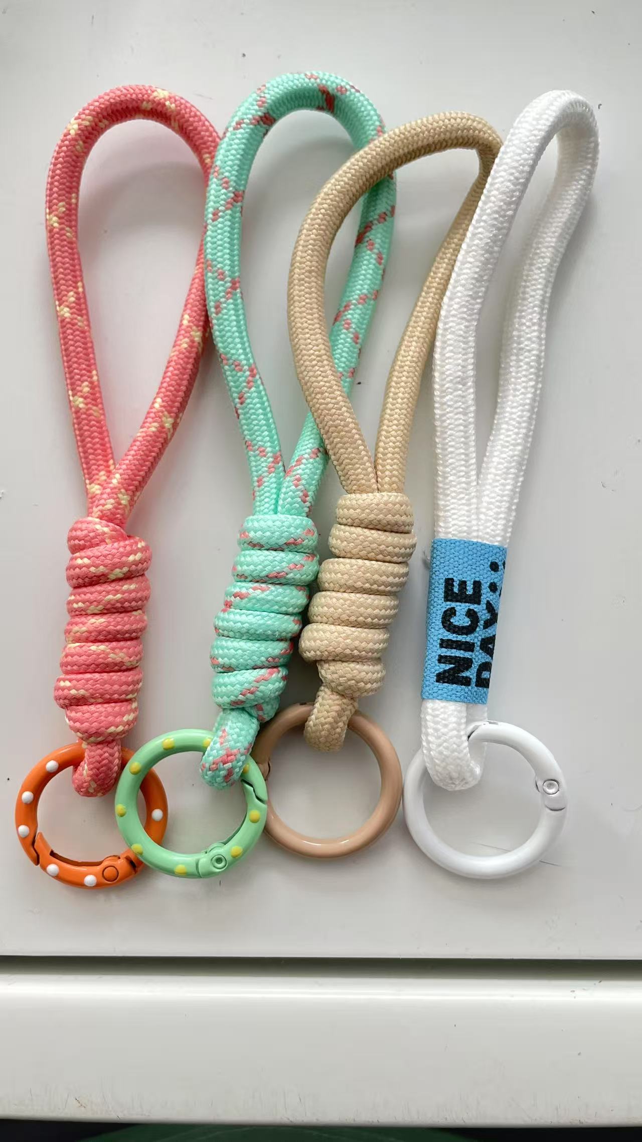 捏捏挂绳【随单发】