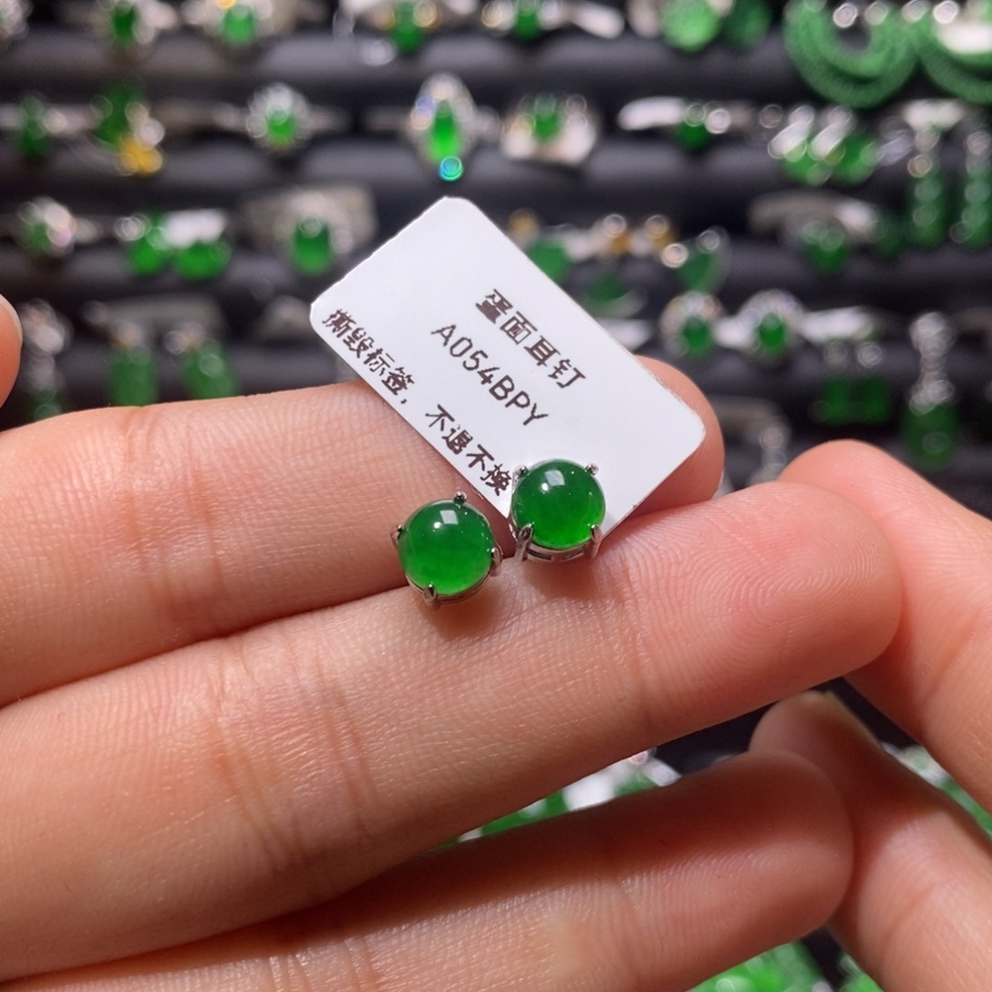 翡翠耳饰银S925镶嵌天然翡翠