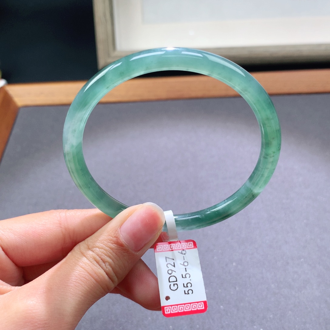 翡翠手镯未镶嵌天然翡翠手镯叮当镯