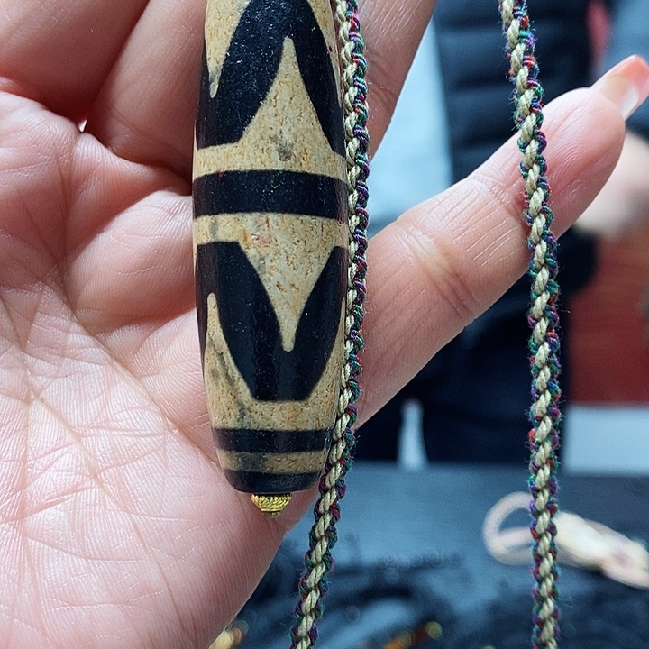 玛瑙/玉髓颈饰合金