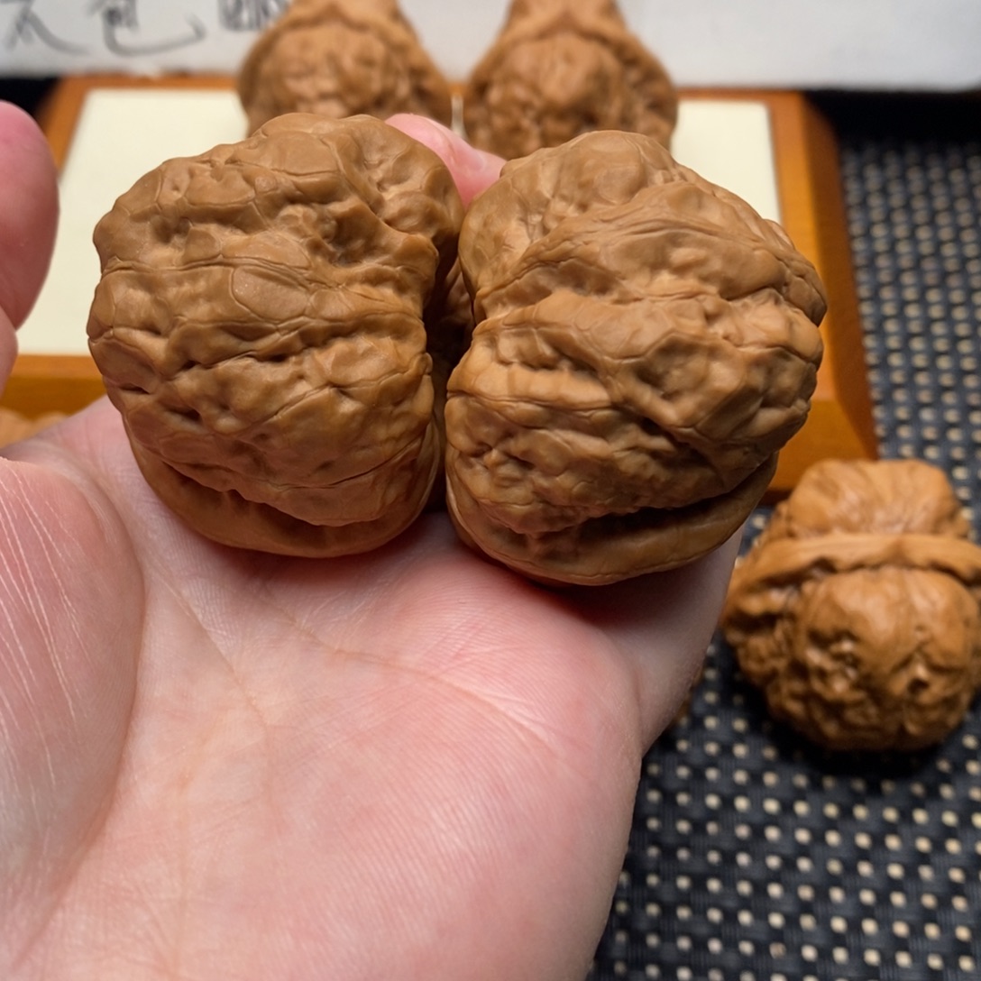 A***七文玩全品边41左右