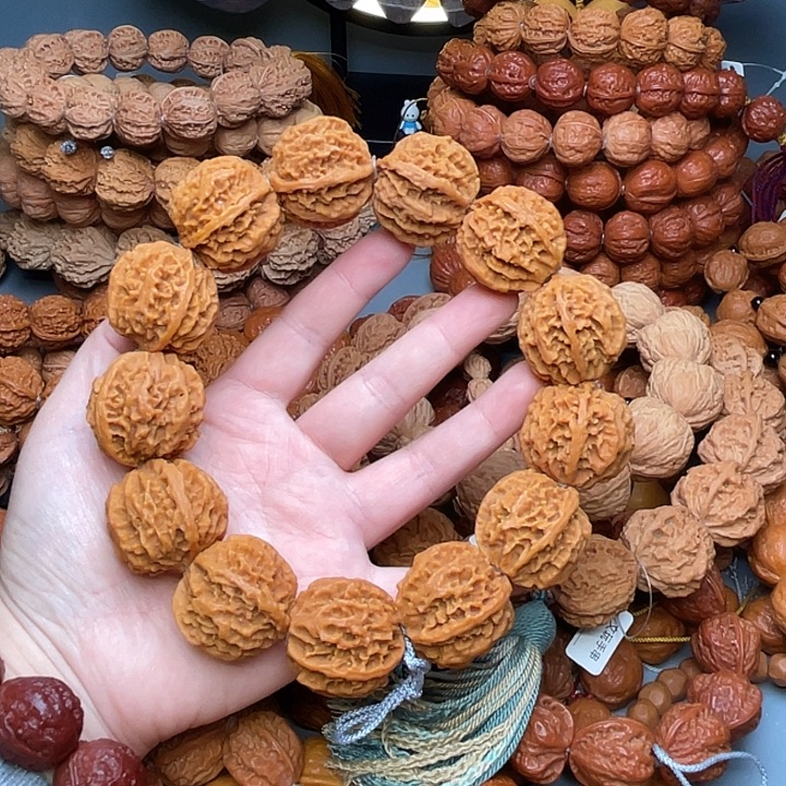 文玩核桃手串大龙脊