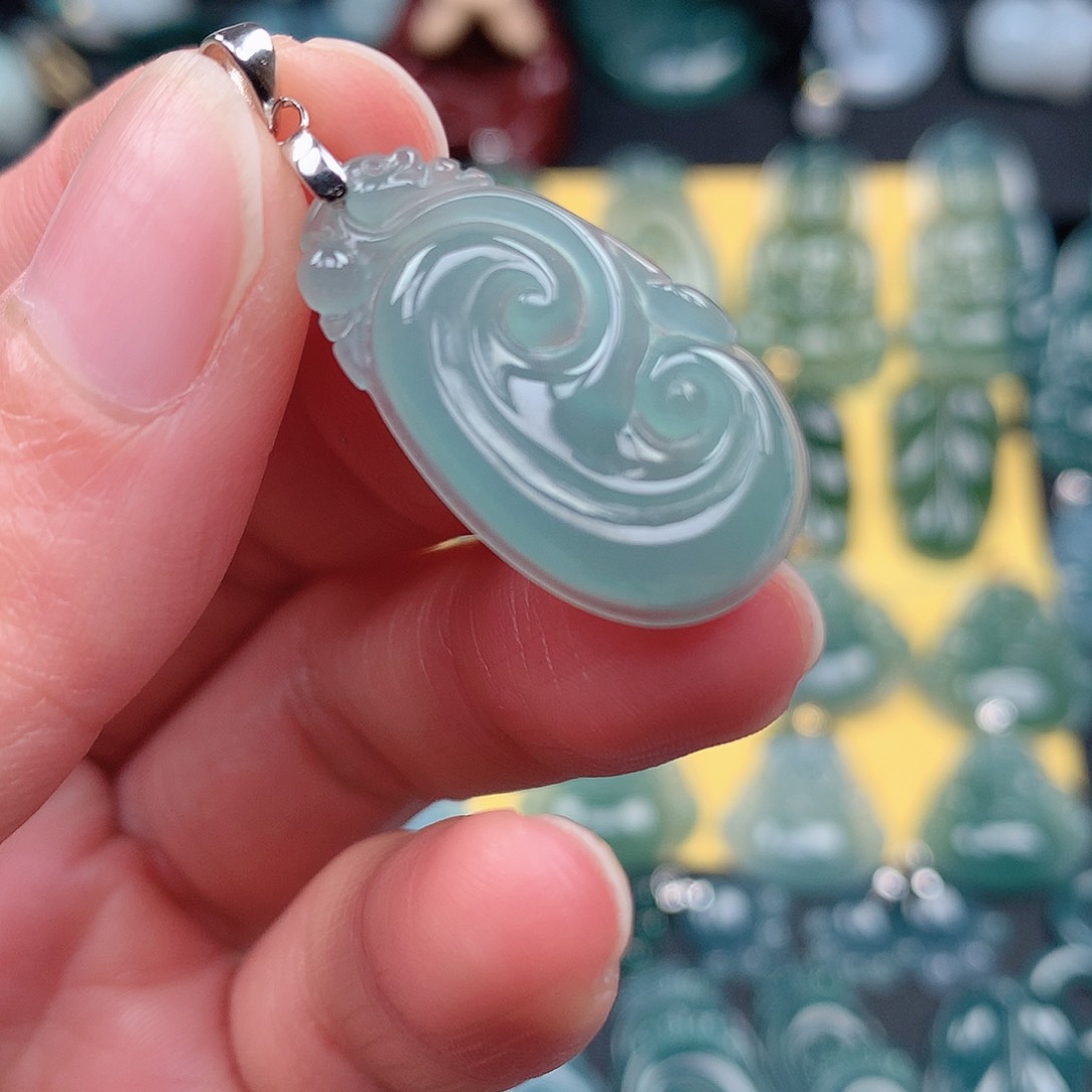 翡翠吊坠(不含链)未镶嵌吊坠