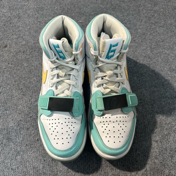 三一二 42码 正品篮球鞋 