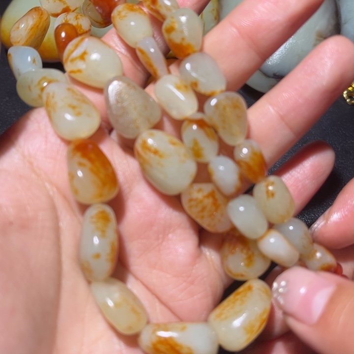 和田玉未镶嵌珠宝奇石