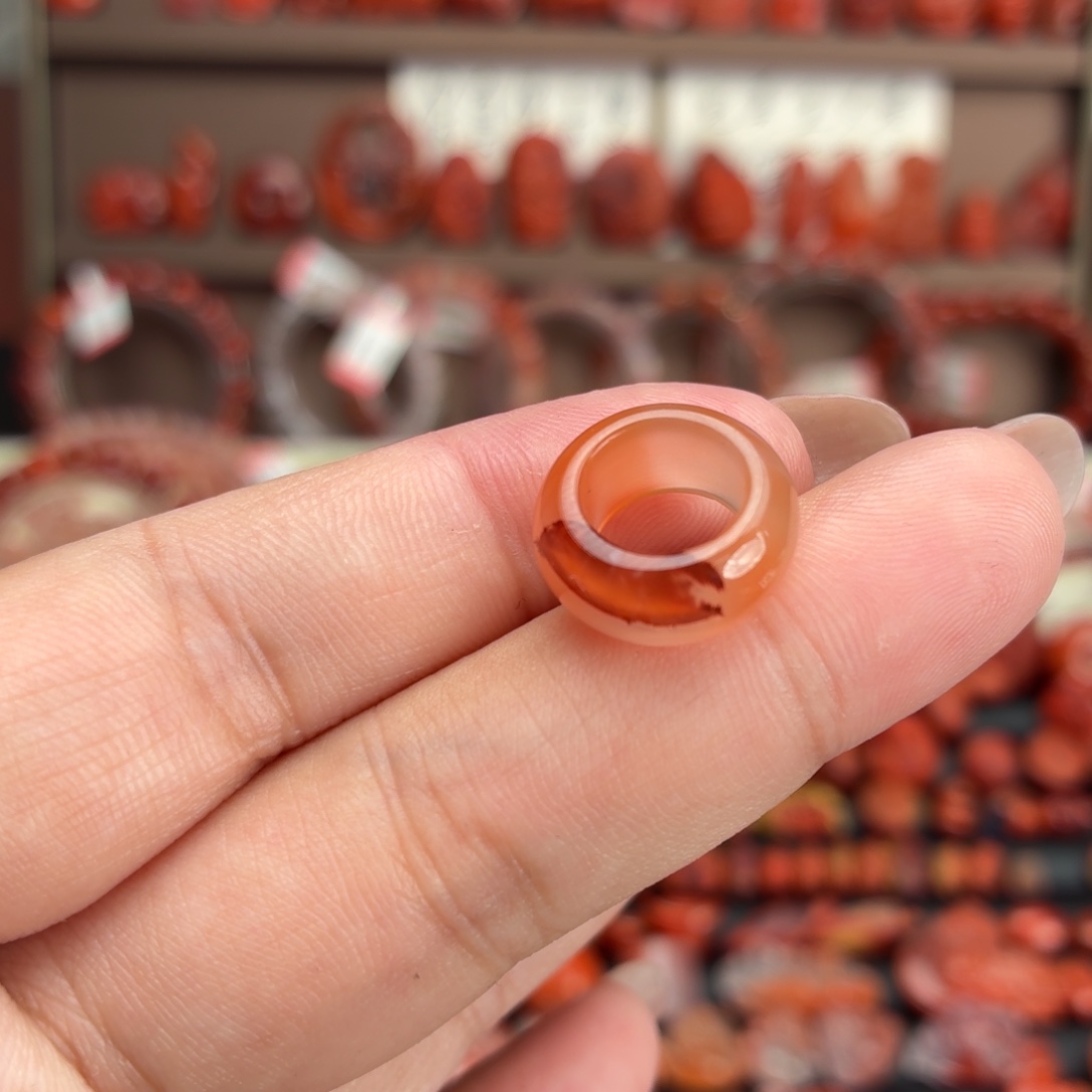 南红玛瑙未镶嵌颈饰内径卡9咪跑环