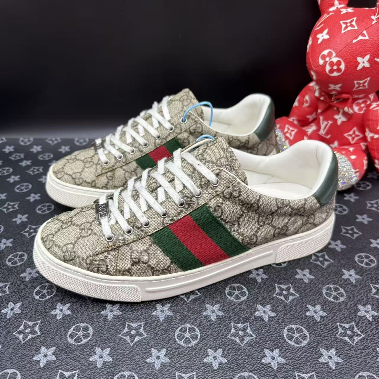 95新 GUCCI/古驰 男士棕老花银扣ACE板鞋41.5欧码 olas199