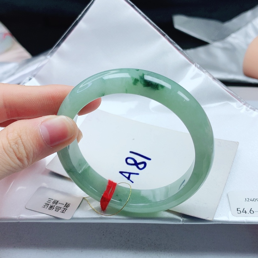 【闪购商品】翡翠手镯未镶嵌天然缅甸a货手镯54+