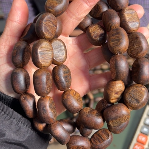 沉香手串白棋留疤96克卡1.6多样性发1条