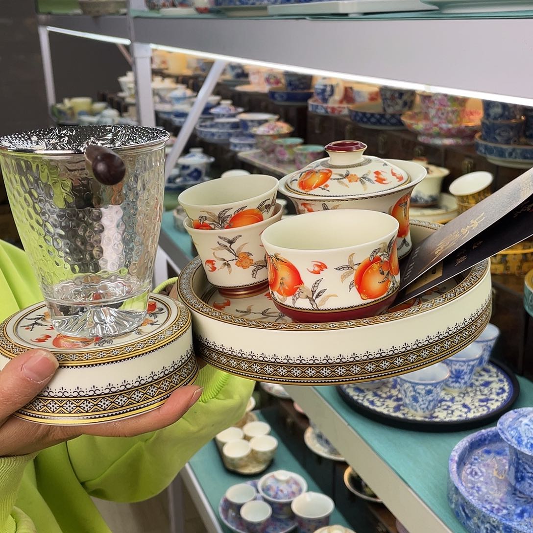 陶摆件祝我们成为更好的人