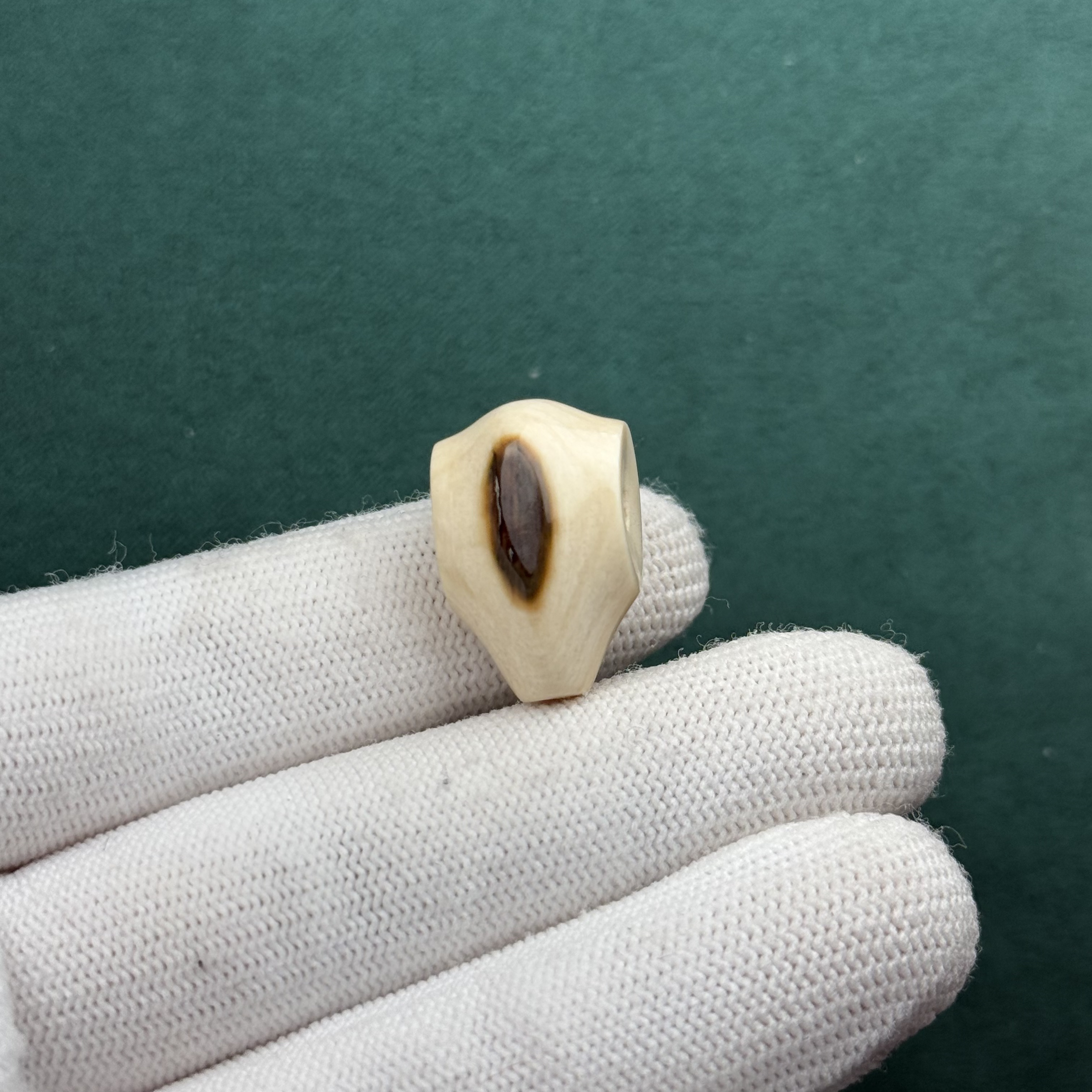 D71-15天然猛犸牙 黄金瞳鲨鱼背三通14.2*22.2mm支持复检假一罚十