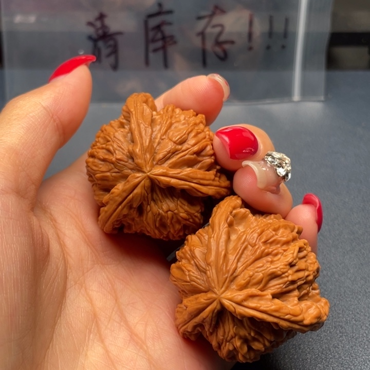 小***、吊坠文玩核桃白狮子