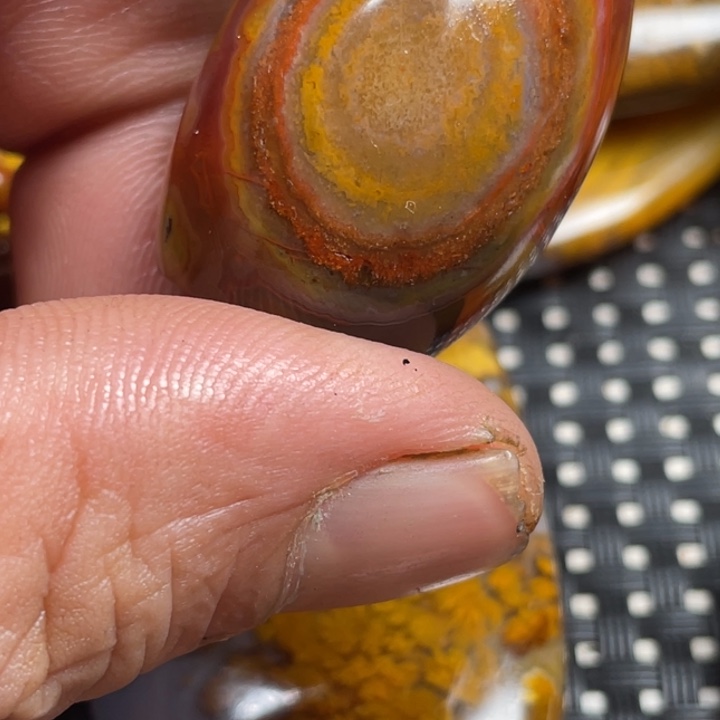 玛瑙/玉髓颈饰未镶嵌城**空