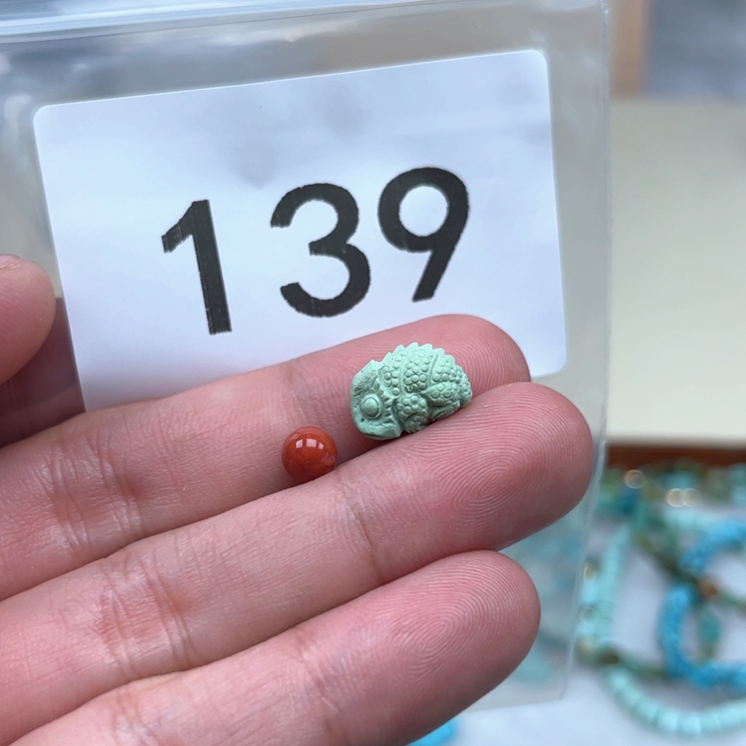 南红玛瑙未镶嵌珠宝奇石