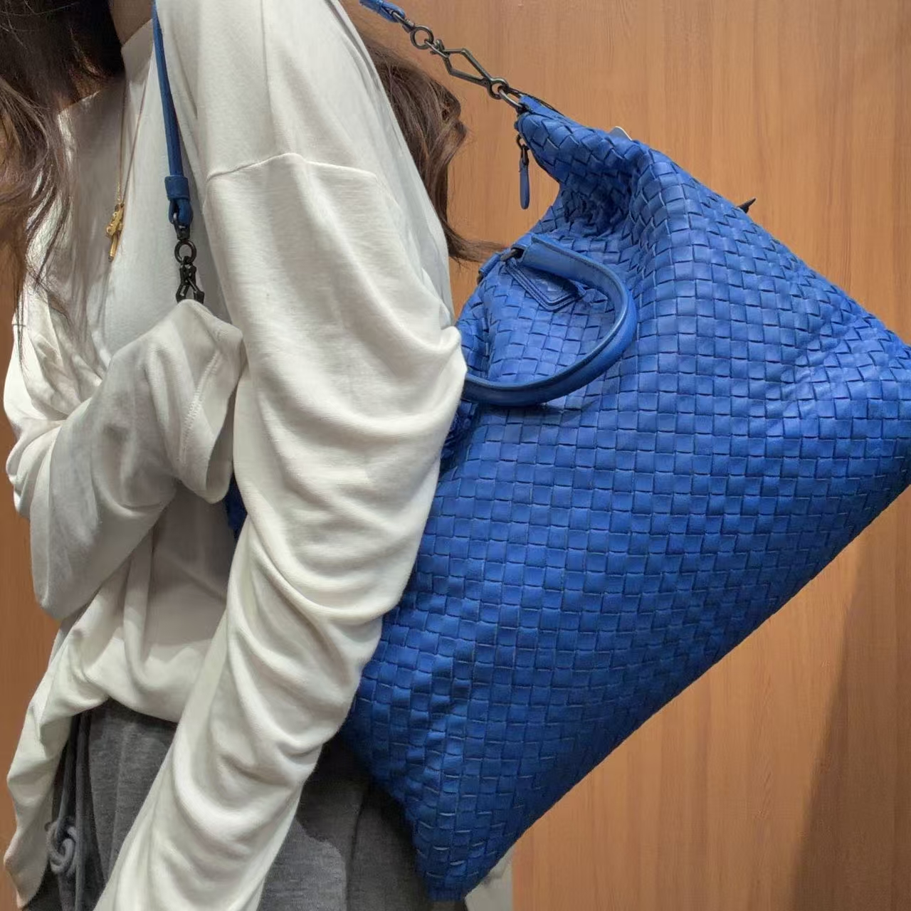 95新 BOTTEGA VENETA/葆蝶家 【蕾】3PX218 单肩包