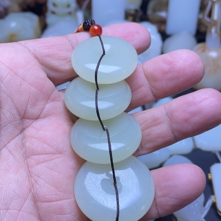 和田玉吊坠(不含链)未镶嵌