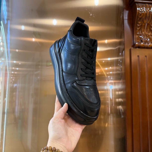 3091-1冬季新款 男款时尚商务厚底板鞋黑色高品质运动休闲男鞋