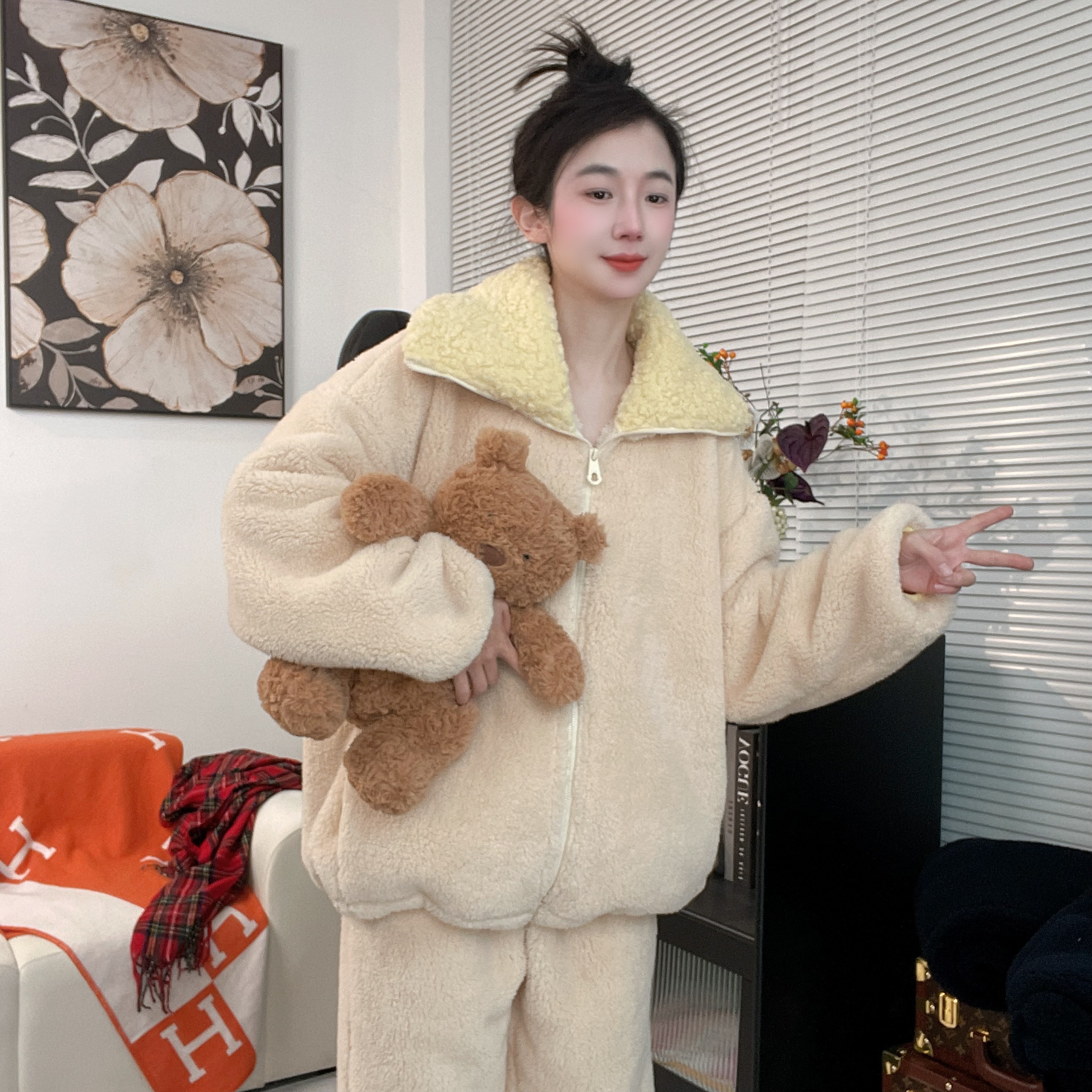 加绒加厚厚厚软软宽松大翻领真保暖泡泡绒可外穿家居服