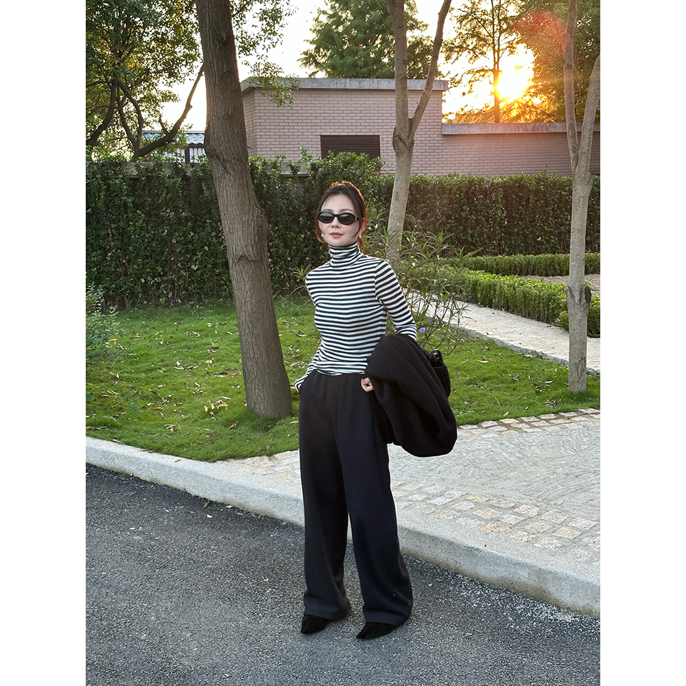 SHIIEELL时尚百搭显瘦高领T恤Z3100