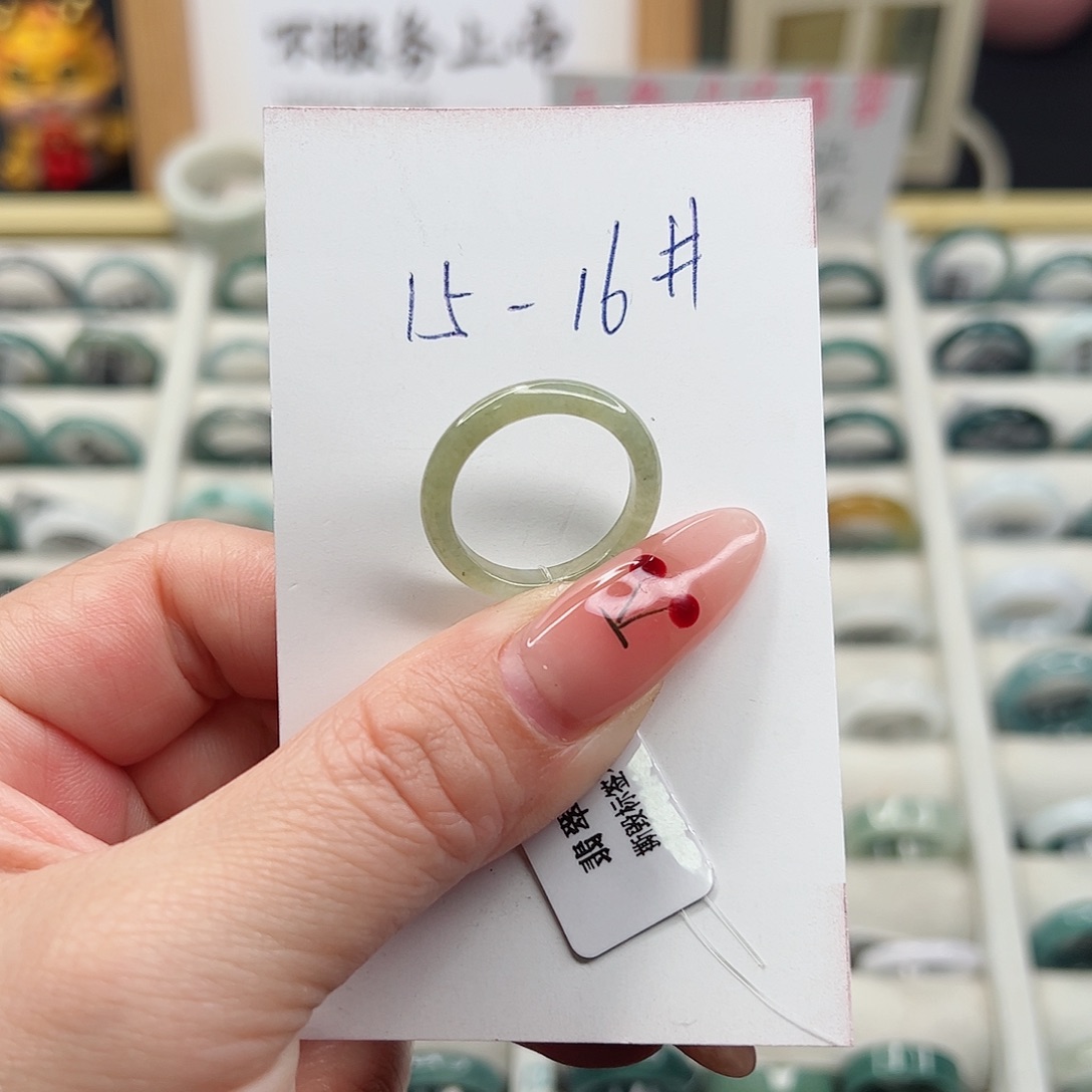 翡翠戒指未镶嵌翡翠
