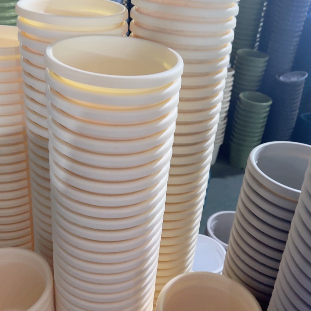 树脂四季盆3#带拖米黄6