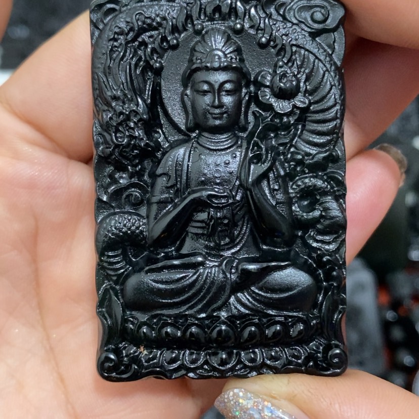 【闪购商品】未镶嵌蛇纹石玉颈饰