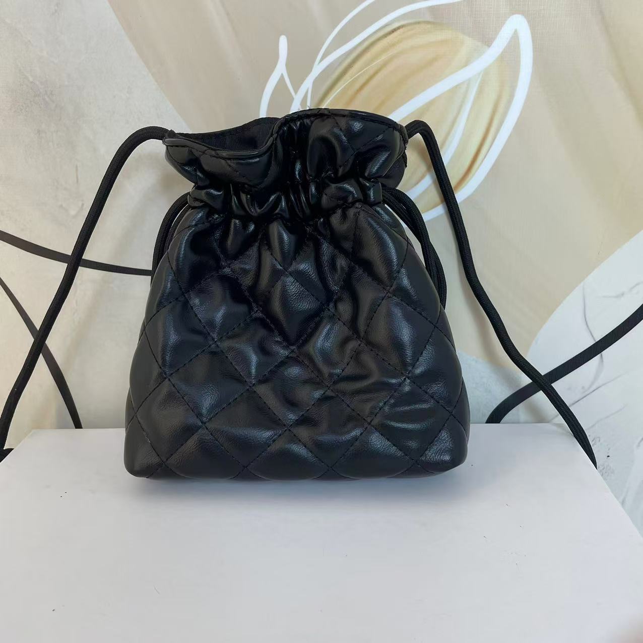 HM447    P25新款手提单肩斜挎包-1