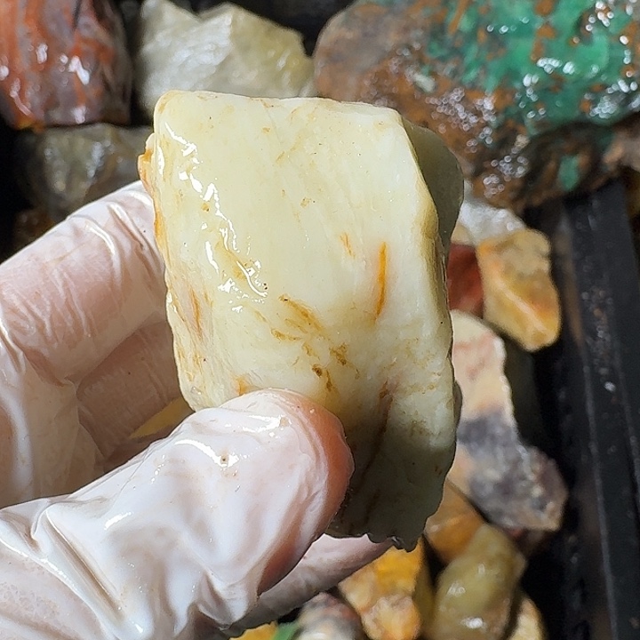 重***阳寿山石寿山石的颜色