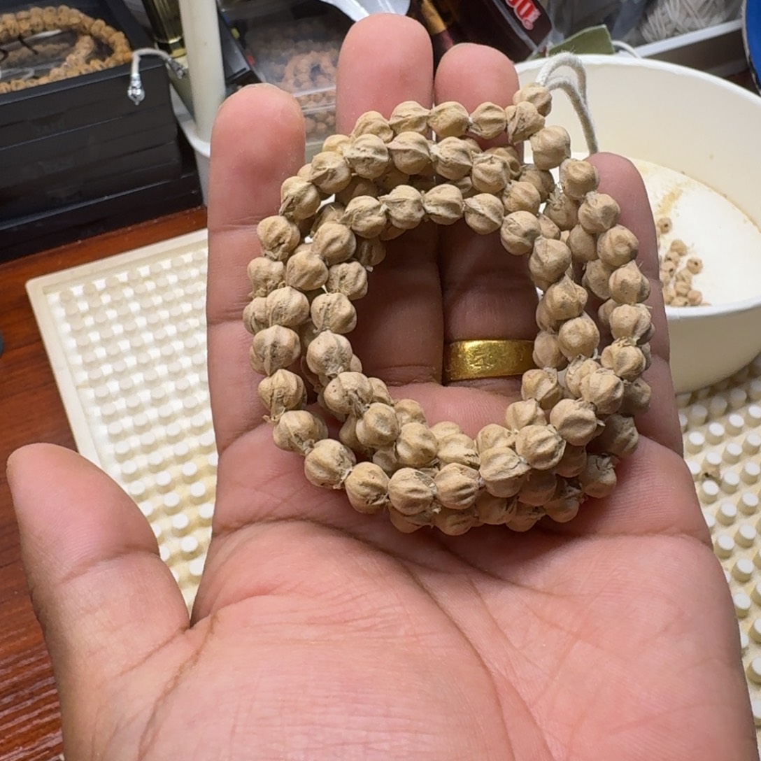 小***天柏香籽/百香籽吊坠